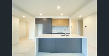 2 BEDROOM AND 2 BATHROOM LUXURY APARTMENT IN THE FORME DEVELPOMENT - Photo 2