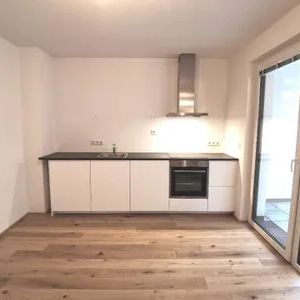 Provisionsfrei mit Loggia in bester Lage - Photo 3