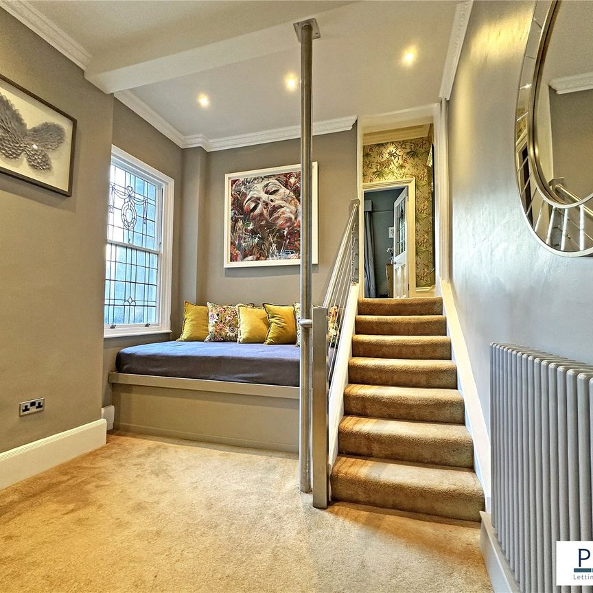 Brunswick Square, Hove, East Sussex, BN3 1EF - Photo 1