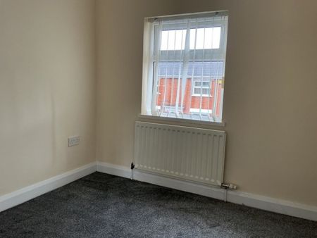 121 Seaview Drive, Belfast, BT15 3ND - Photo 3