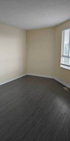 Spacious One-Bedroom Apartment at Joyce-Collingwood Station - Photo 1