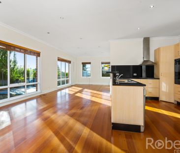 2/114 Peel Street, West Launceston TAS 7250 - House For Rent | Domain - Photo 3