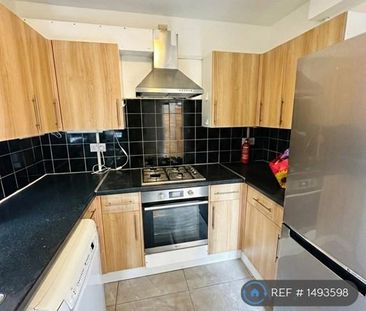 4 bedroom terraced house to rent - Photo 6