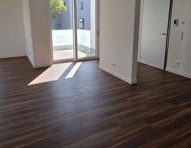 Moderne Familienwohnung mit Balkon in grüner Lage im Erstbezug! Ankleide, Lift! - Photo 1