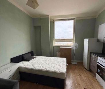 Studio Flat, Unity House, LU1 - Photo 2