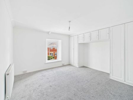 4 bedroom terraced house to rent - Photo 2