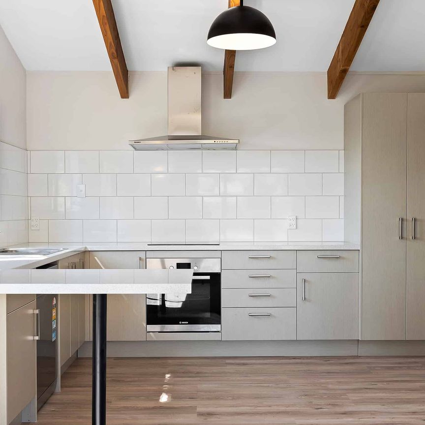 Charming 2-Bedroom Home in the Heart of Oxford! - Photo 1