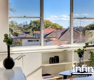 Bright & Modern Apartment Footsteps from Mosman Village Available f... - Photo 2