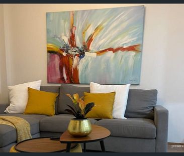 FULLY FURNISHED ART DECO APARTMENT – UTILITIES INCLUDED, INTERNET E... - Photo 1