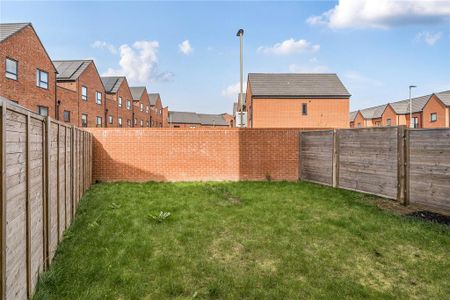 3 bedroom townhouse to rent - Photo 3