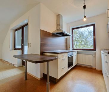 Frisch renovierte 4-Zimmer-Wohnung mit Balkon in Erbach/Ersingen - Photo 2