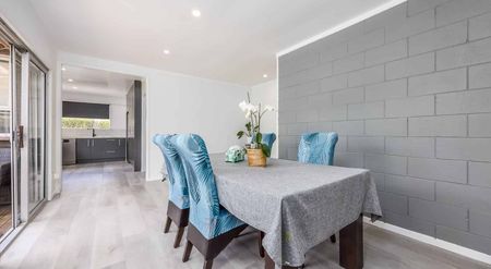 FANTASTIC FAMILY HOME IN PAKURANGA - Photo 3