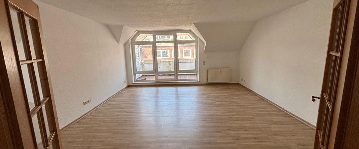 Große 3 Zimmerwohnung im 2.Obergeschoß in zentraler Lage von Wilhelmshaven - Foto 1