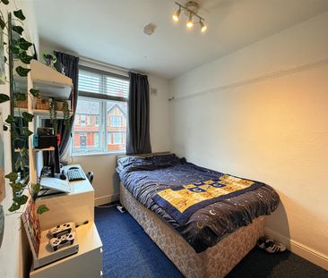 Cynlas Deiniol Road - Photo 4