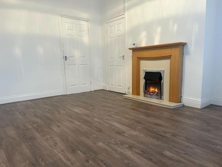 2 bedroom ground floor flat to rent - Photo 4