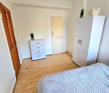 Room in a Shared Flat, Ellen Wilkinson House, E2 - Photo 4