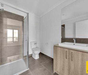 Contemporary Living in a Fast-Growing Community! - Photo 5