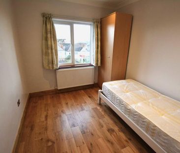 5 bedroom semi-detached house to rent - Photo 6