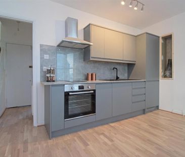 3 bedroom maisonette to rent - Photo 1