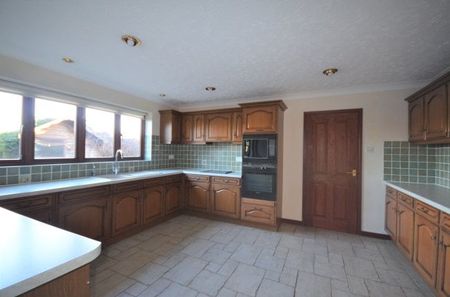 Granta Close, Witchford - Photo 5
