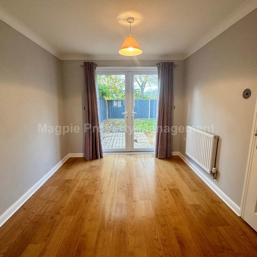 Price £1,695 pcm - Available Now - Unfurnished - Photo 1