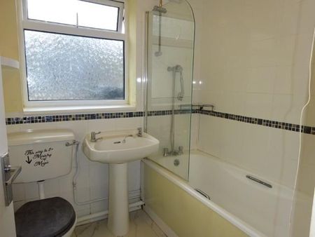 3 bedroom terraced house to rent - Photo 5