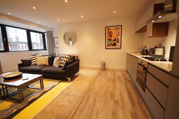 1 bedroom Apartment to let - Photo 1