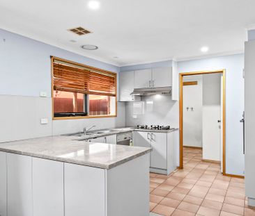 117 Parramatta Road, Werribee. - Photo 4