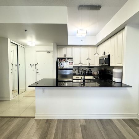 For Lease - 760 Sheppard Avenue Unit# 802, Toronto, Ontario - Photo 3