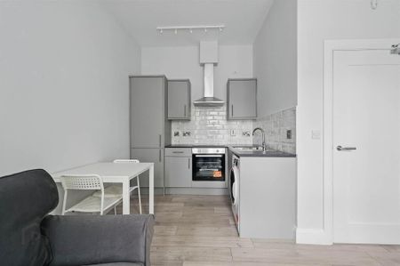 Apt 1, 37 Wellington Park, Lisburn Road, Belfast, BT9 6DN - Photo 5