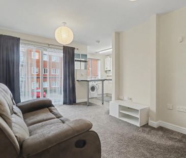 Sunny Bank, STOKE-ON-TRENT - Photo 2