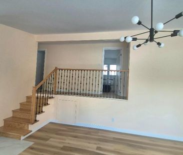 Magnifique maison entièrement rénovée à Sainte‑Adèle à louer - Photo 3