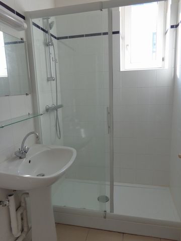 Appartement RUE LESAGE - Photo 3