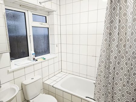 1 Bed Flat, Melbourne Road, LE2 - Photo 4