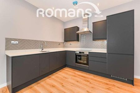 The Braccans, London Road, Bracknell, RG12 - Photo 3
