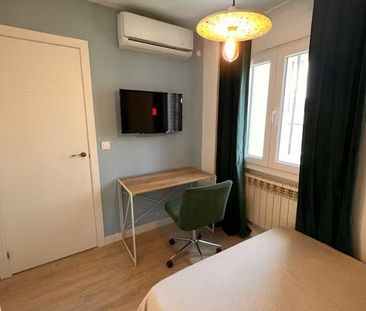 Calle del Azor, Madrid, Community of Madrid 28024 - Photo 2