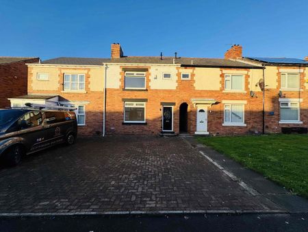 3 bedroom terraced house to rent - Photo 3