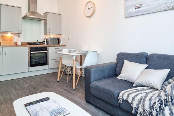 1 bedroom serviced apartment to rent - Photo 1