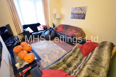 6 Bedroom Mid Terraced House for rent in Ebor Place - Photo 5