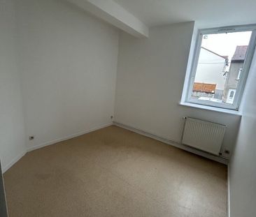 Appartement 3 pièces à - Photo 2