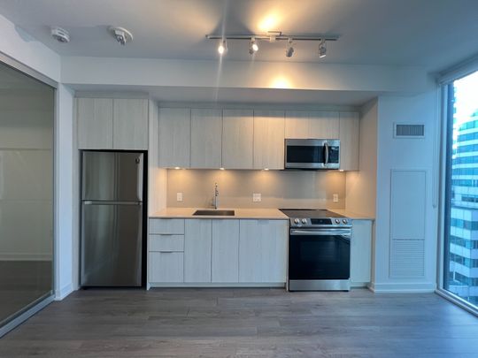 For Lease - 357 King Street Unit# 1104, Toronto, Ontario - Photo 1