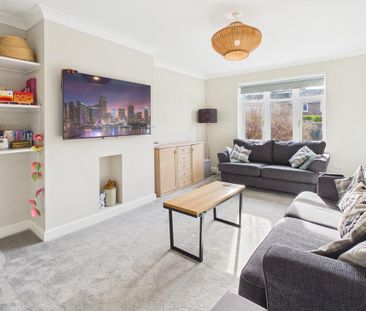 3 bedroom terraced house to rent - Photo 1