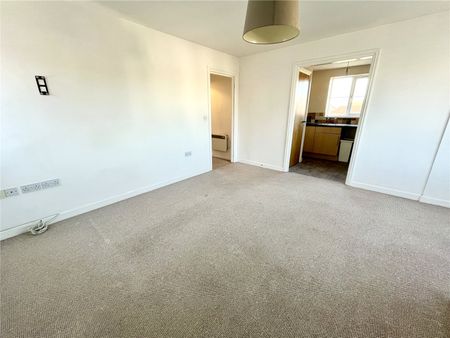 2 Bedroom - Photo 2