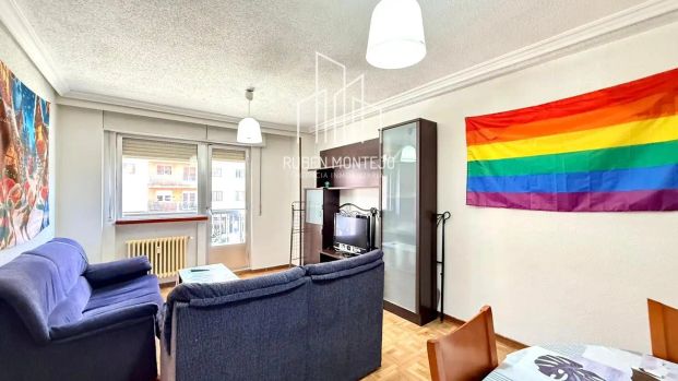 Piso de alquiler en Portugal, Salesas - Photo 1