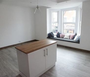 Christchurch Road - Photo 2