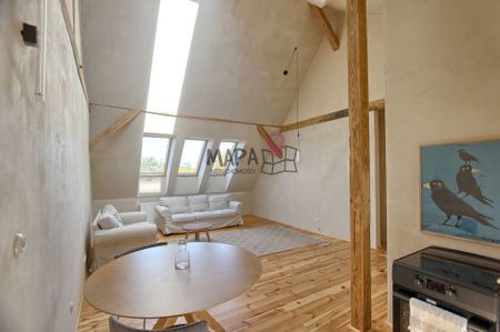 Wyjątkowe, klimatyczne mieszkanie na poddaszu - Фото 3