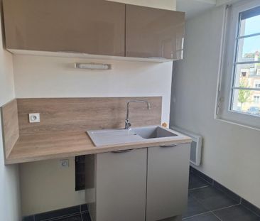 Location Appartement 3 pièces 70m² LISIEUX 14100 - Photo 2