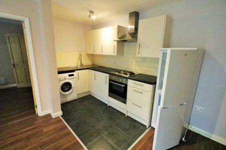 1 bedroom ground floor flat to rent - Photo 5