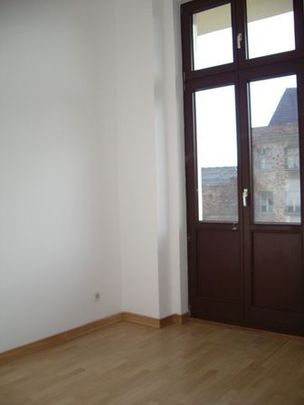 kleine 2- Raumwohnung mit Balkon und Fahrstuhl in der Südstadt ! - Photo 1