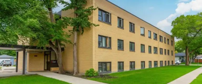 Lady Dale & Lady Robin | 760 - 770 Watt Street, Winnipeg - Photo 1
